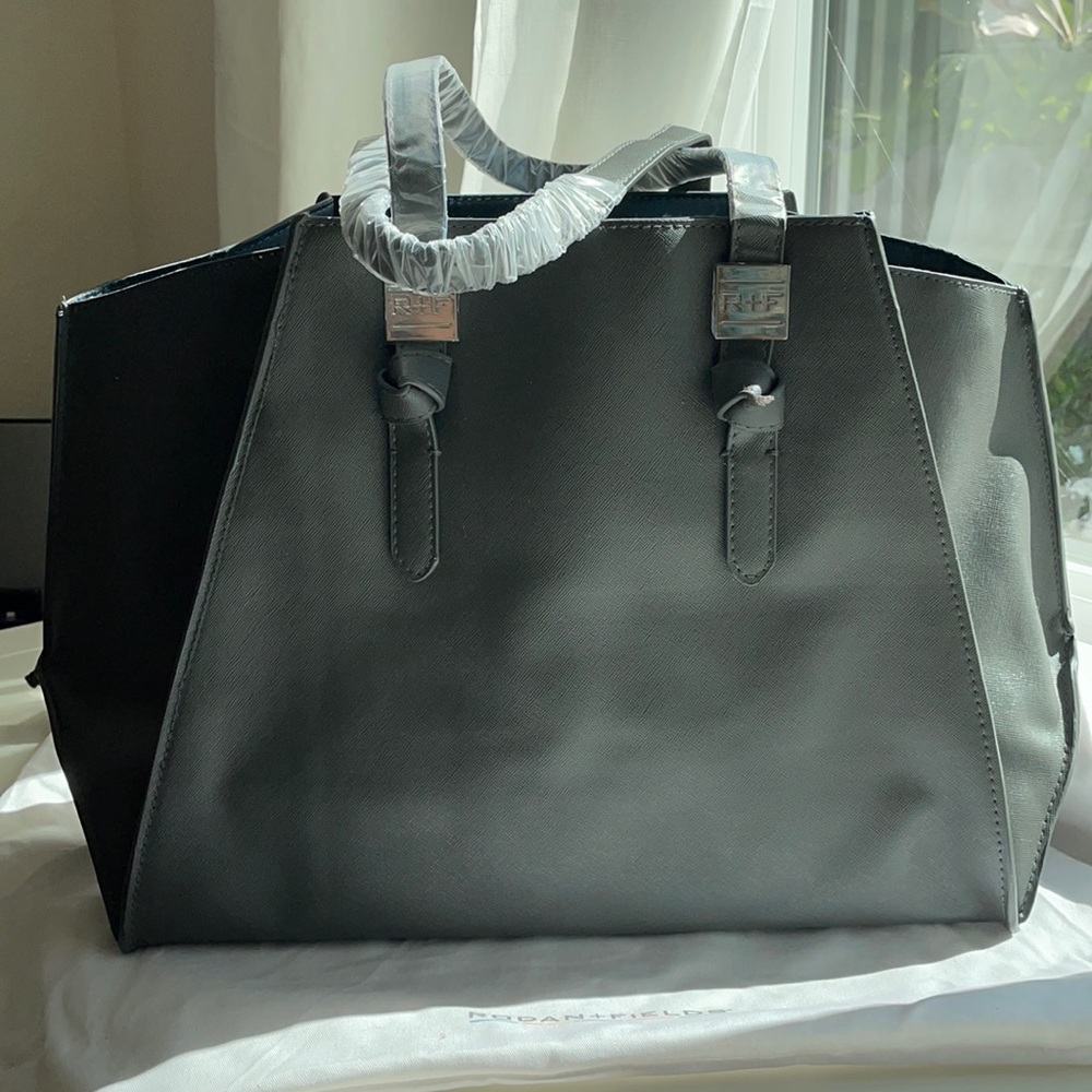 Rodan + Fields purse